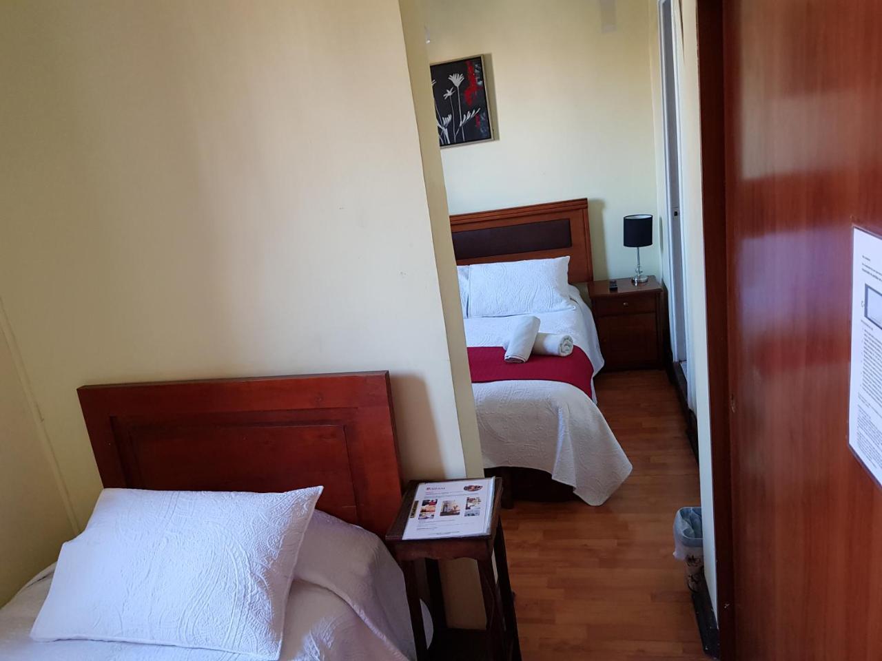 Hotel Almenas Santiago Dış mekan fotoğraf